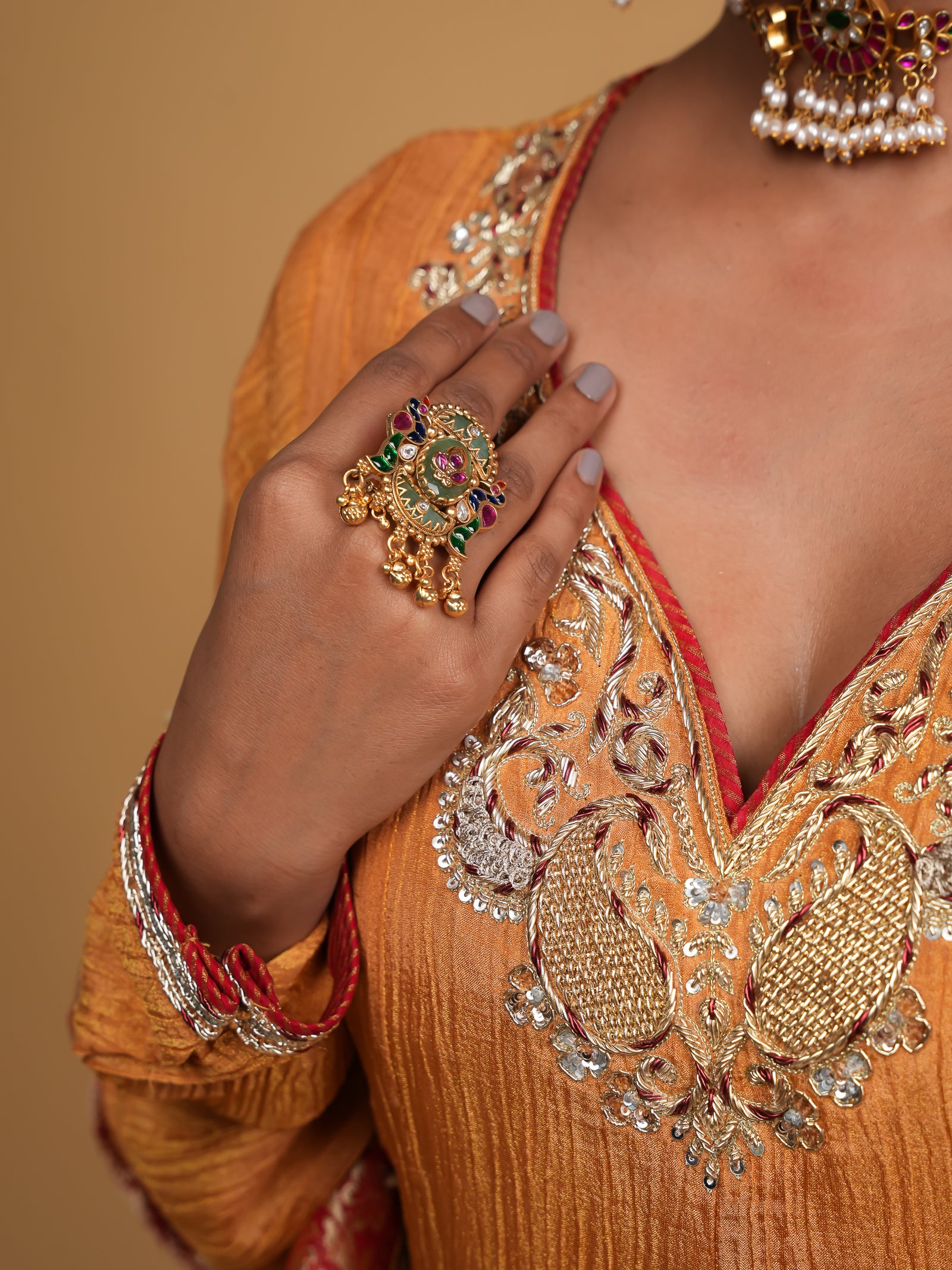 J
